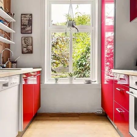 Dinbnb I Characteristic Townhouse With Bathtub Apartment *