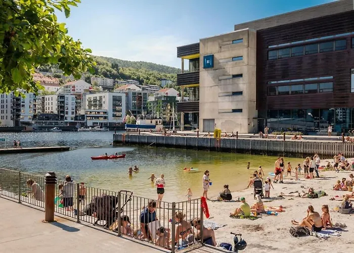 Dinbnb I Characteristic Townhouse With Bathtub Apartment Bergen