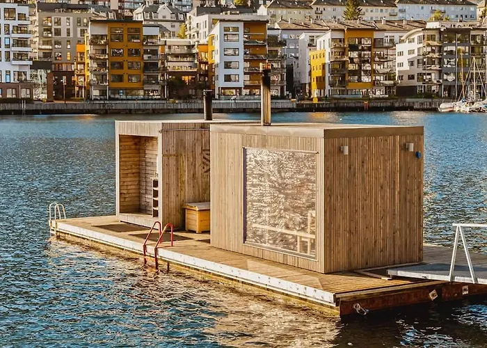 Dinbnb I Characteristic Townhouse With Bathtub Bergen