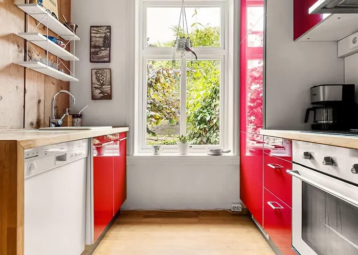 Dinbnb I Characteristic Townhouse With Bathtub Apartment *